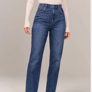 Abercrombie & Fitch Curve Love Ultra High Rise 90s Straight Jean